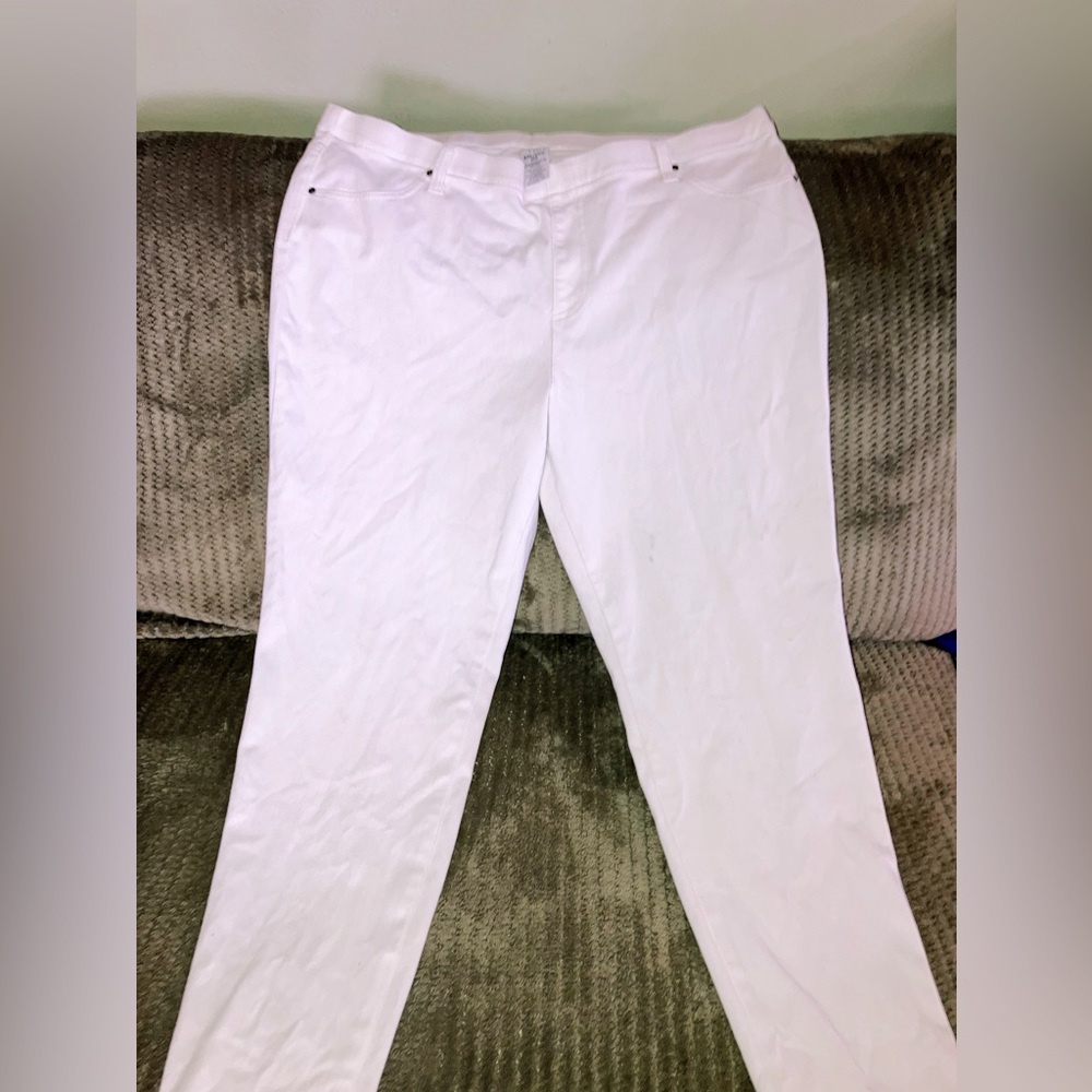 White jeans,literally worn one time! XXL and stretchy.Time and True brand,comfy